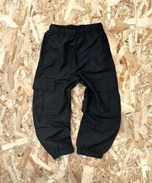 Outfitter lab（アウトフィッターラボ）の「シャカシャカ イージー　カーゴパンツ（カーゴパンツ）」