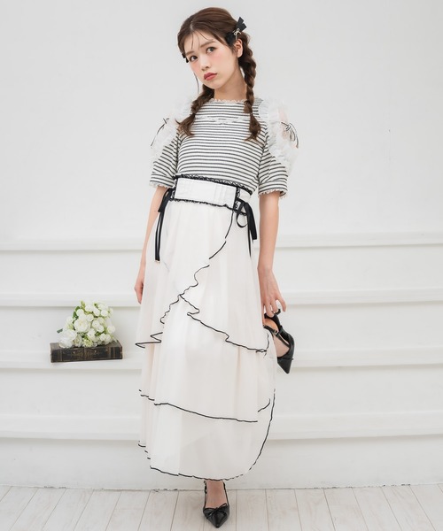 couture BY ROJITA（クチュールバイロジータ）の「肩透かしラッフルトップス（Tシャツ/カットソー・レディース・ホワイト/ブラック/マルチ・FREE）」の9枚目の写真