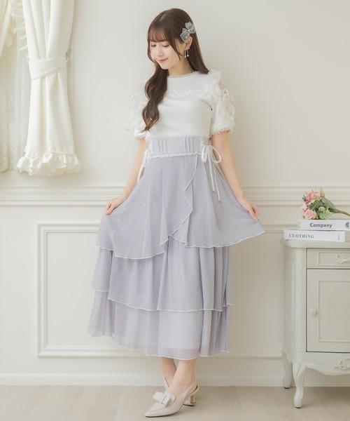 couture BY ROJITA（クチュールバイロジータ）の「肩透かしラッフルトップス（Tシャツ/カットソー・レディース・ホワイト/ブラック/マルチ・FREE）」の11枚目の写真