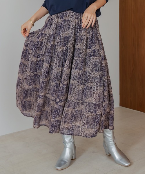 Bou Jeloud(ブージュルード)の「柄ティアードスカート(スカート・レディース・ブルー/ベージュ・38)」の3枚目の写真