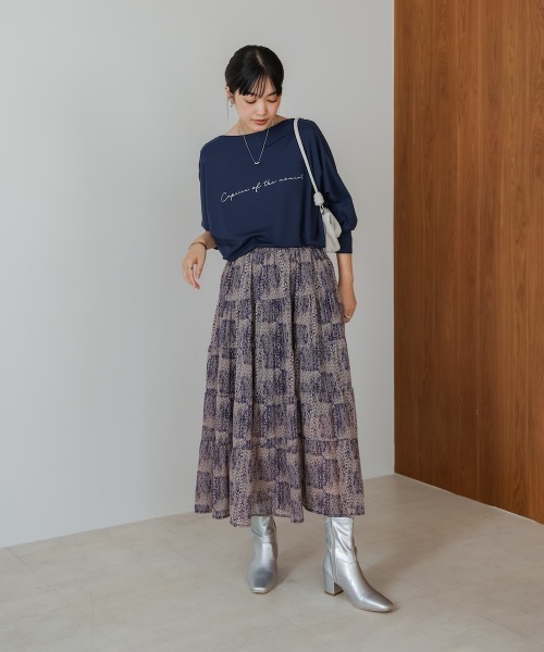 Bou Jeloud(ブージュルード)の「柄ティアードスカート(スカート・レディース・ブルー/ベージュ・38)」の7枚目の写真