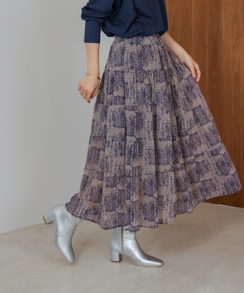 Bou Jeloud(ブージュルード)の「柄ティアードスカート(スカート・レディース・ブルー/ベージュ・38)」の9枚目の写真