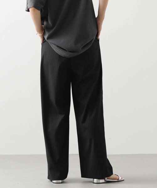 Gready Brilliant(グレディブリリアン)の「ストライプタックワイドパンツ(その他パンツ・レディース・グレー/ブラック・38)」の20枚目の写真