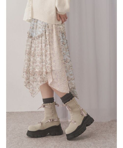 merry jenny（メリージェニー）の「floralイレギュラーヘムミディスカート（スカート・レディース・ブラック/アイボリー・FREE）」の12枚目の写真