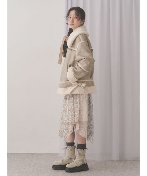 merry jenny（メリージェニー）の「floralイレギュラーヘムミディスカート（スカート・レディース・ブラック/アイボリー・FREE）」の15枚目の写真