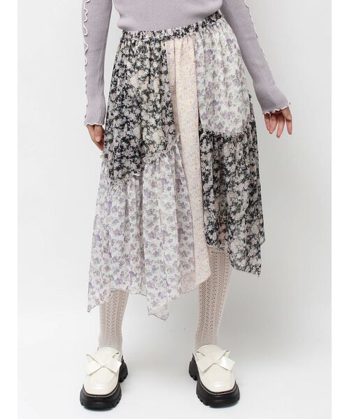 merry jenny（メリージェニー）の「floralイレギュラーヘムミディスカート（スカート・レディース・ブラック/アイボリー・FREE）」の6枚目の写真