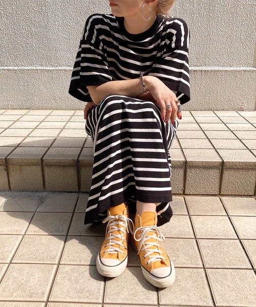 ISOOK（アイスー）の「ボーダーニットロングワンピース(comochi select) / ロング丈 半袖 Tワンピース オーバーサイズ ビックシルエット Iライン リブワンピ ホワイト ブラック 白 黒（ワンピース・レディース・ブラック/アイボリー・FREE）」の10枚目の写真