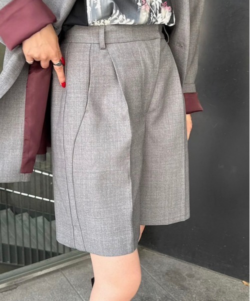 WAVE SWITCHING HALF PANTS（その他パンツ）｜Ameri（アメリ）の
