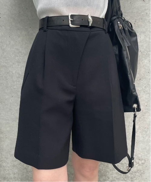 値下げ★AMERI BASIC SLIM HALF PANTS Ameri（アメリ）の「BASIC SLIM HALF PANTS（その他パンツ