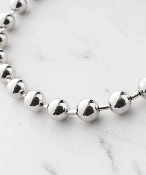 SHOO・LA・RUE（シューラルー）の「ビッグボールチェーンネックレス（ネックレス・レディース・シルバー/シルバー系・00）」の5枚目の写真