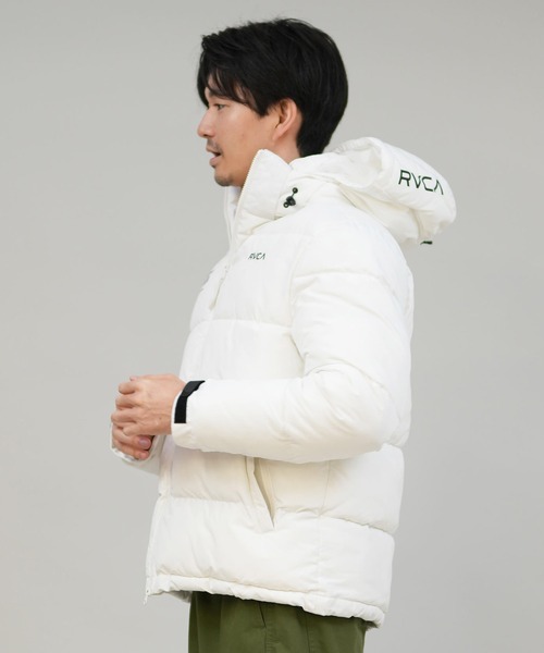 RVCA（ルーカ）の「RVCA/ルーカ パフジャケット ブランドロゴ BF042-760（その他アウター・メンズ・ブラック/ホワイト/ブラウン系カモフラージュ・S/M/L）」の5枚目の写真