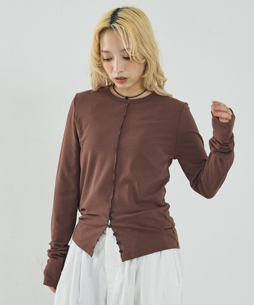NOMINE（ノミネ）の「フロントラインスリット ロンT（Tシャツ/カットソー・レディース・ブラック/チャコールグレー/レッド/ブルー/ブラウン・フリー）」の7枚目の写真