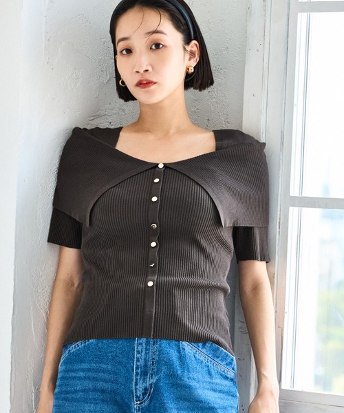 VIS(ビス)の「ビックカラーオフショルハーフスリーブニット(ニット/セーター・レディース・レッド/ベージュ/チャコールグレー・FREE)」の4枚目の写真