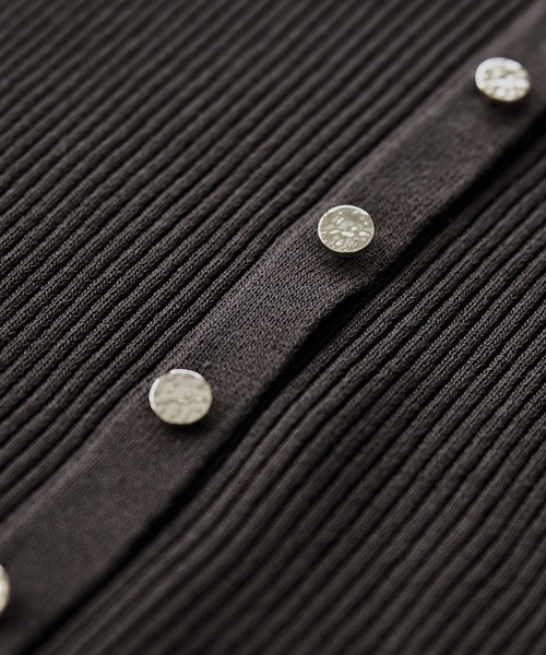 VIS(ビス)の「ビックカラーオフショルハーフスリーブニット(ニット/セーター・レディース・レッド/ベージュ/チャコールグレー・FREE)」の21枚目の写真