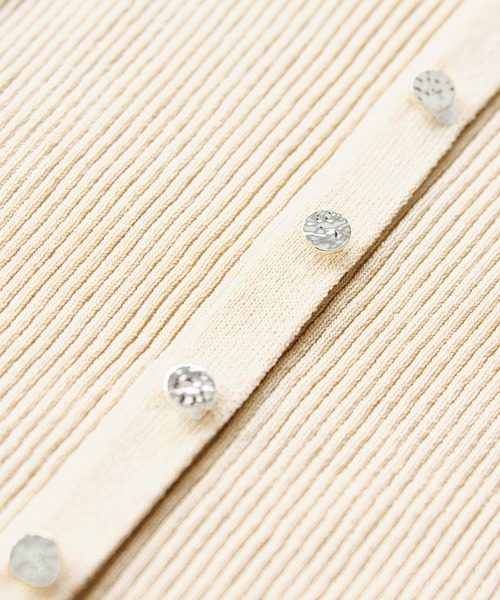 VIS(ビス)の「ビックカラーオフショルハーフスリーブニット(ニット/セーター・レディース・レッド/ベージュ/チャコールグレー・FREE)」の22枚目の写真