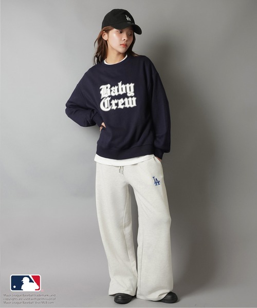 MLB(メジャーリーグベースボール)の「【MLB/メジャーリーグベースボール】裏毛ワイドパンツ / スウェットパンツ / ストレートタイプ /セットアップ対応(スウェットパンツ・レディース・ホワイト/オートミール/グレー/ブラック/ネイビー・ONESIZE)」の16枚目の写真