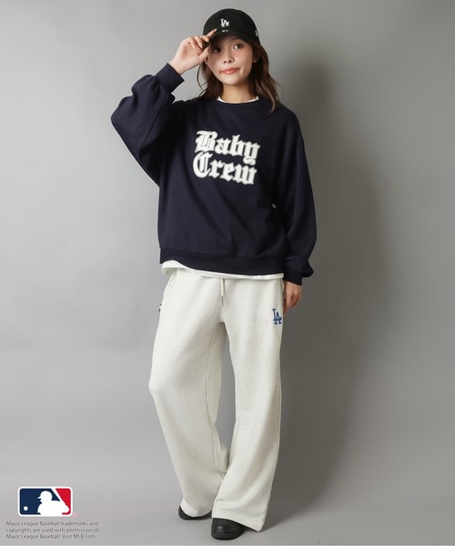 MLB(メジャーリーグベースボール)の「【MLB/メジャーリーグベースボール】裏毛ワイドパンツ / スウェットパンツ / ストレートタイプ /セットアップ対応(スウェットパンツ・レディース・ホワイト/オートミール/グレー/ブラック/ネイビー・ONESIZE)」の14枚目の写真