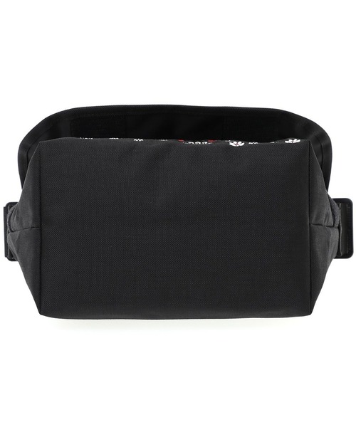 Manhattan Portage(マンハッタンポーテージ)の「Manhattan Portage/マンハッタンポーテージ ショルダーバッグ Nylon Messenger Bag JR (SM) KOUSUKE SHIMIZU MP1605JRKOSK(ショルダーバッグ・メンズ・ブラック×レッド・FREE)」の6枚目の写真