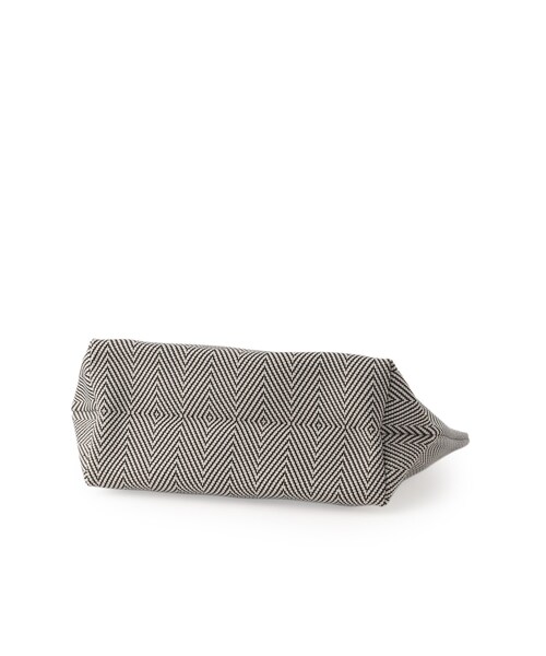 SHOO・LA・RUE（シューラルー）の「ニットトートバッグ（トートバッグ・レディース・ブラック系3/ダークブラウン系5/ブラック系2/ブラウン系その他4・00）」の19枚目の写真