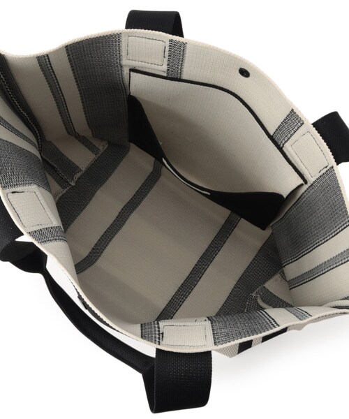 SHOO・LA・RUE（シューラルー）の「ニットトートバッグ（トートバッグ・レディース・ブラック系3/ダークブラウン系5/ブラック系2/ブラウン系その他4・00）」の20枚目の写真