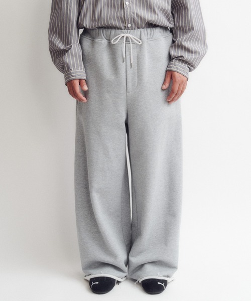 DIGAWEL(ディガウェル)の「Wide sweatpants(スウェットパンツ・メンズ・ヘザーグレー/グレー/ブラック・2)」の12枚目の写真
