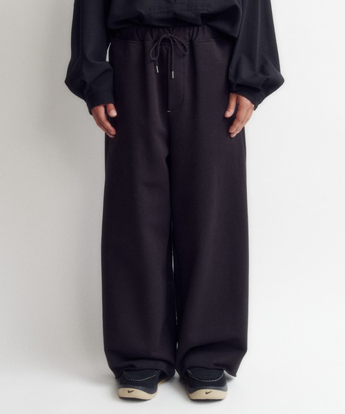DIGAWEL(ディガウェル)の「Wide sweatpants(スウェットパンツ・メンズ・ヘザーグレー/グレー/ブラック・2)」の16枚目の写真