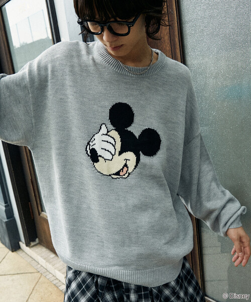 Disney（ディズニー）の「PUBLUX/パブリュクス 別注 MICKEY MOUSE FACE KNIT/ミッキーマウスジャガードニット(限定展開)（ニット/セーター・メンズ・イエロー/チャコールグレー/ライトグレー・SMALL/MEDIUM/LARGE）」の3枚目の写真