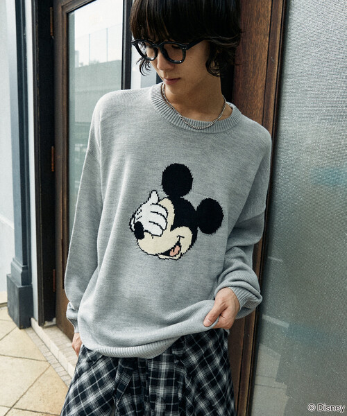 piu1uguale3⭐︎ミッキーコラボセーター美品 piu1uguale3⭐︎ミッキーコラボセーター美品 piu1uguale3⭐︎ミッキー