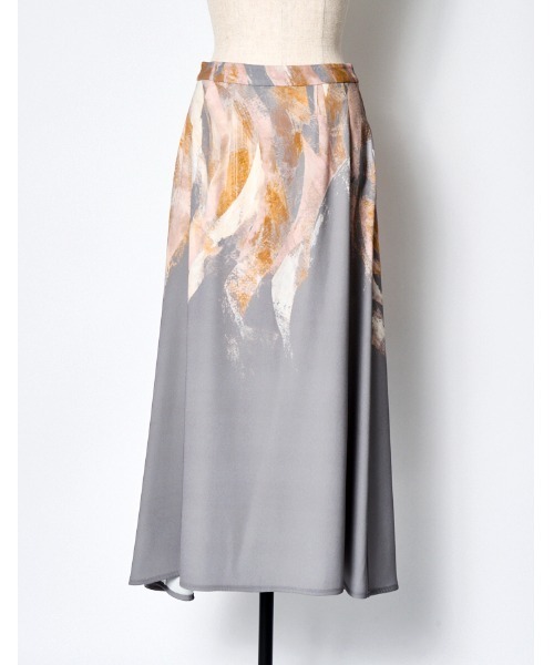 RUMCHE（ラムシェ）の「Wing Panel Print Skirt / ウィングパネルプリントスカート（スカート・レディース・ネイビー/ライトグレー・SMALL）」の11枚目の写真