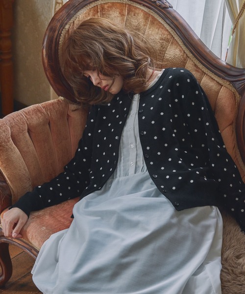 Unblend（アンブレンド）の「【Unblend】ドット柄ジャガードニットカーディガン（カーディガン/ボレロ・レディース・ブラック/ネイビー/グレー・FREE）」の5枚目の写真