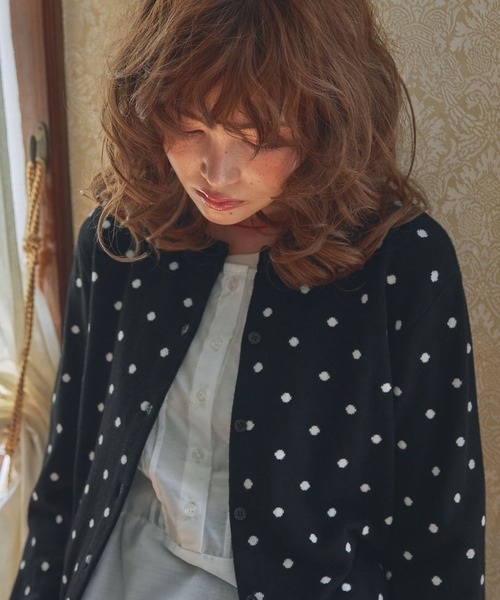 Unblend（アンブレンド）の「【Unblend】ドット柄ジャガードニットカーディガン（カーディガン/ボレロ・レディース・ブラック/ネイビー/グレー・FREE）」の10枚目の写真