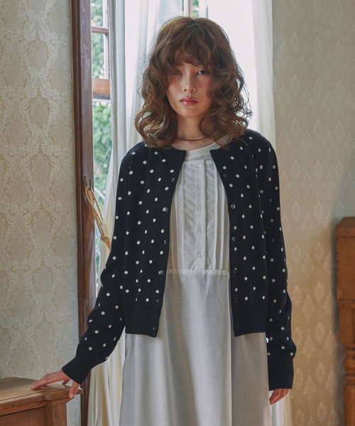 Unblend（アンブレンド）の「【Unblend】ドット柄ジャガードニットカーディガン（カーディガン/ボレロ・レディース・ブラック/ネイビー/グレー・FREE）」の11枚目の写真