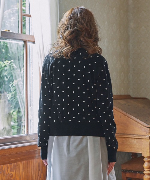 Unblend（アンブレンド）の「【Unblend】ドット柄ジャガードニットカーディガン（カーディガン/ボレロ・レディース・ブラック/ネイビー/グレー・FREE）」の15枚目の写真