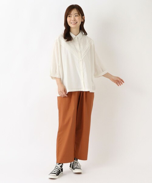 one'sterrace(ワンズテラス)の「刺繍切替ブラウス(シャツ/ブラウス・レディース・ブラック系8/アイボリー系8/グレー系その他7・02)」の13枚目の写真