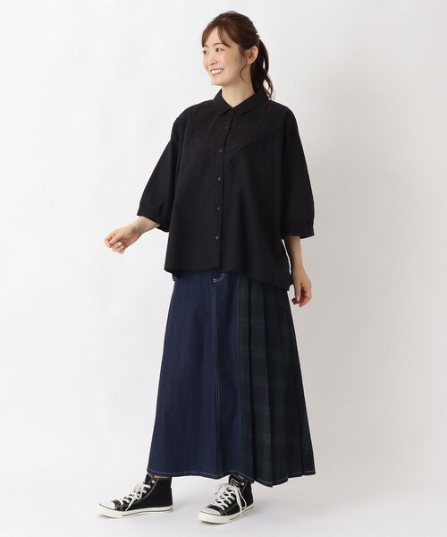 one'sterrace(ワンズテラス)の「刺繍切替ブラウス(シャツ/ブラウス・レディース・ブラック系8/アイボリー系8/グレー系その他7・02)」の15枚目の写真