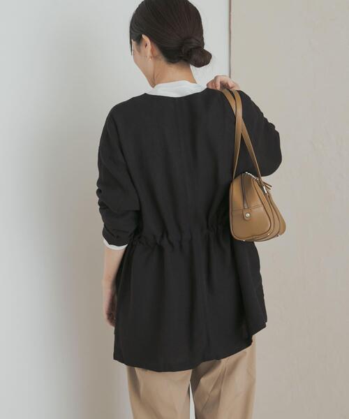 URBAN RESEARCH DOORS(アーバンリサーチドアーズ)の「ウエストドロストジャケット(その他アウター・レディース・ブラック/ベージュ・MEDIUM)」の3枚目の写真
