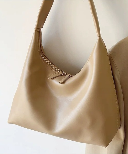 LA VORAGINE(ラ ヴォラジネ)の「ワンハンドルハーフムーン ラウンドショルダーバッグ(ショルダーバッグ・レディース・ベージュ/ホワイト/ブラウン/ブラック・FREE)」の15枚目の写真