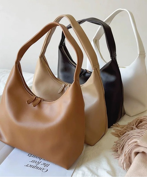 LA VORAGINE(ラ ヴォラジネ)の「ワンハンドルハーフムーン ラウンドショルダーバッグ(ショルダーバッグ・レディース・ベージュ/ホワイト/ブラウン/ブラック・FREE)」の16枚目の写真