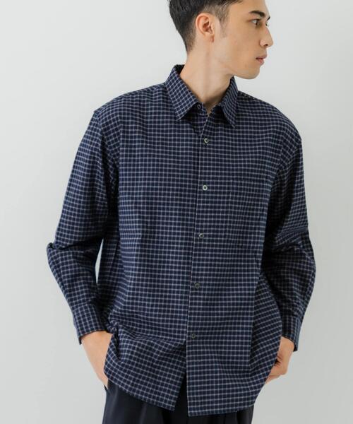 URBAN RESEARCH（アーバンリサーチ）の「『UR TECH』Brushed Cotton Shirts（シャツ/ブラウス・メンズ・オフホワイト/チャコールグレー/ネイビー/ブルー系その他・SMALL/MEDIUM/LARGE）」の5枚目の写真