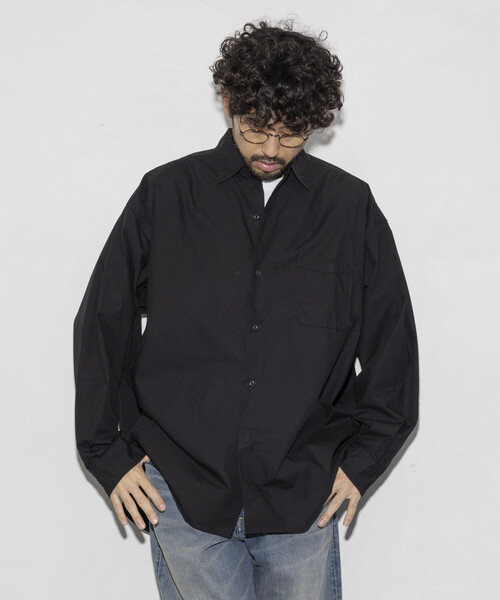 HINSON（ヒンソン）の「HINSON/ヒンソン レギュラーカラー ブロード ロングスリーブシャツ（シャツ/ブラウス・メンズ・オフホワイト/ブラック/ホワイト・SMALL/LARGE/MEDIUM）」の2枚目の写真