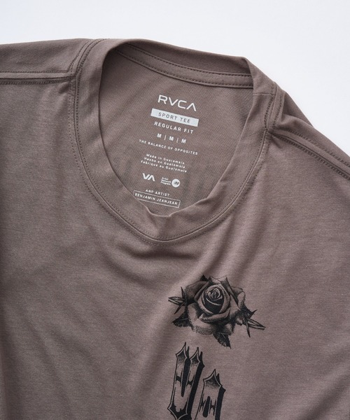 RVCA(ルーカ)の「RVCA SPORT メンズ BENJ TIGER EYES SS Tシャツ 【2025年秋冬モデル】/ルーカ半袖Tシャツ(Tシャツ/カットソー・メンズ・マルチ/ブラック・SMALL/LARGE/X-LARGE/MEDIUM)」の7枚目の写真