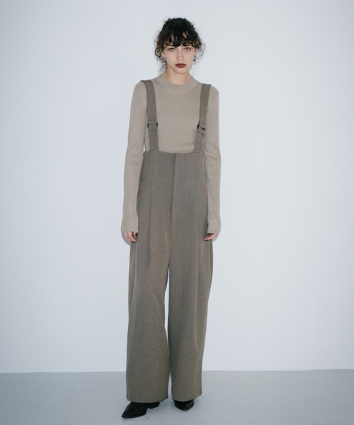 HANNE(アン)の「サスペンダートラウザー(サロペット/オーバーオール・レディース・ベージュ/ブラック/グレー・XS/S/M)」の3枚目の写真