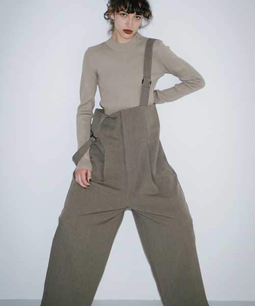 HANNE(アン)の「サスペンダートラウザー(サロペット/オーバーオール・レディース・ベージュ/ブラック/グレー・XS/S/M)」の10枚目の写真
