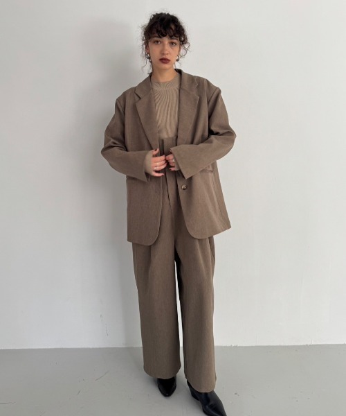 HANNE(アン)の「サスペンダートラウザー(サロペット/オーバーオール・レディース・ベージュ/ブラック/グレー・XS/S/M)」の14枚目の写真