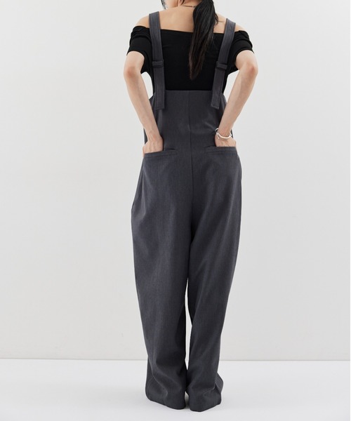 HANNE(アン)の「サスペンダートラウザー(サロペット/オーバーオール・レディース・ベージュ/ブラック/グレー・XS/S/M)」の15枚目の写真