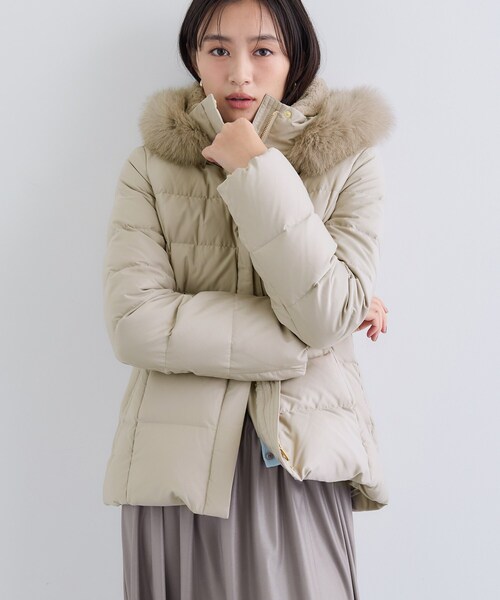 INDIVI（インディヴィ）の「【名品／撥水／抗菌防臭】ショート丈リサイクルダウンコート（ダウンジャケット/コート・レディース・アイボリー/ブラック/ベージュ/ネイビー・03/05/07/12/13/15 /17/19/36/38/40）」の14枚目の写真