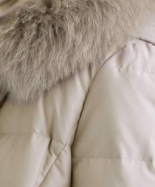 INDIVI（インディヴィ）の「【名品／撥水／抗菌防臭】ショート丈リサイクルダウンコート（ダウンジャケット/コート・レディース・アイボリー/ブラック/ベージュ/ネイビー・03/05/07/12/13/15 /17/19/36/38/40）」の17枚目の写真