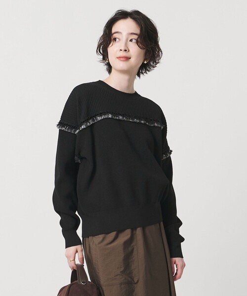UNITED ARROWS(ユナイテッドアローズ)の「ブレイド プルオーバー ニット(ニット/セーター・レディース・ブラック/ネイビー・FREE)」の4枚目の写真