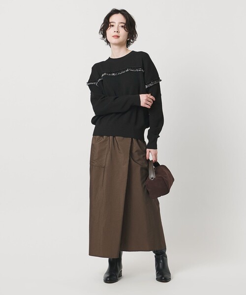 UNITED ARROWS(ユナイテッドアローズ)の「ブレイド プルオーバー ニット(ニット/セーター・レディース・ブラック/ネイビー・FREE)」の5枚目の写真