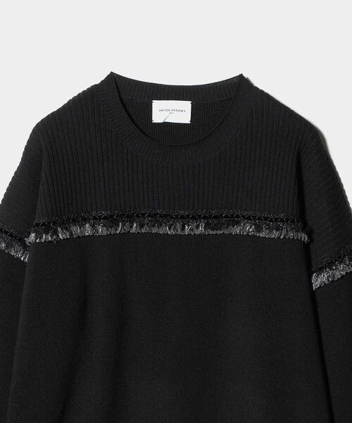 UNITED ARROWS(ユナイテッドアローズ)の「ブレイド プルオーバー ニット(ニット/セーター・レディース・ブラック/ネイビー・FREE)」の17枚目の写真